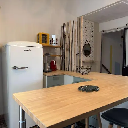 La Petite Duguesclin, Maison A Deux Pas Des Arenes Apartament *